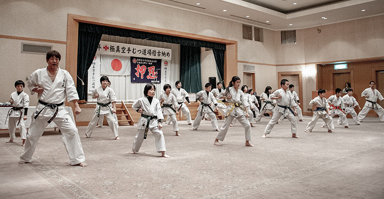 kyokushin-mutsu-2m.jpg kyokushin-mutsu-2m.jpg